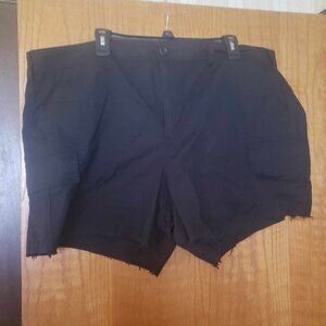 Torrid Black Cargo Shorts High Rise Raw Hem Size XL